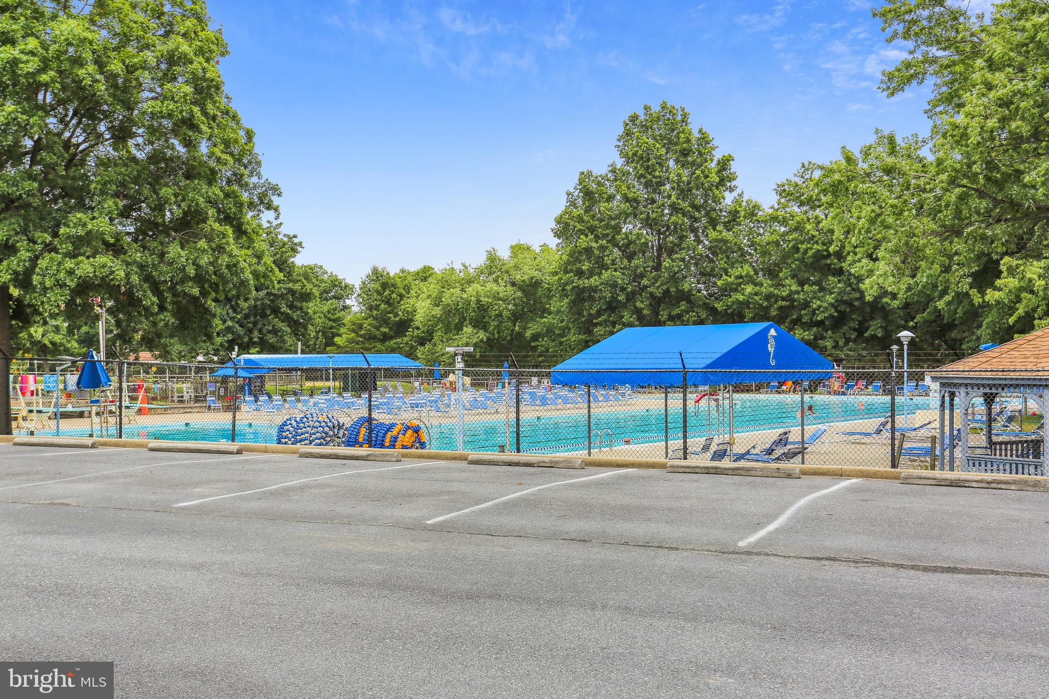 CALVERTON TOWNES - Residential