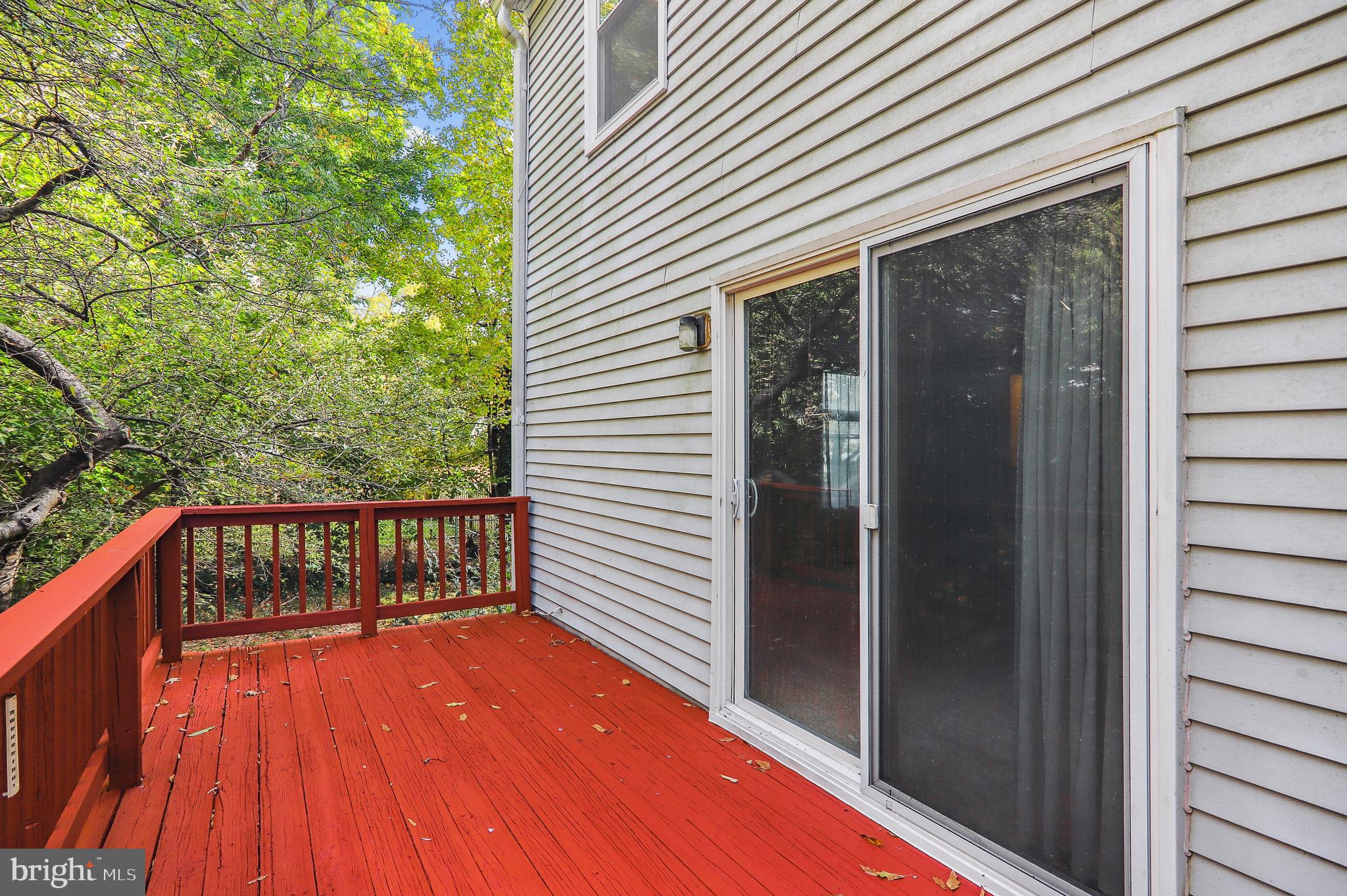 CALVERTON TOWNES - Residential
