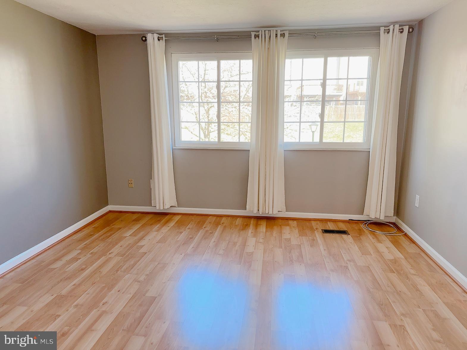 PARK OVERLOOK - Residential Lease
