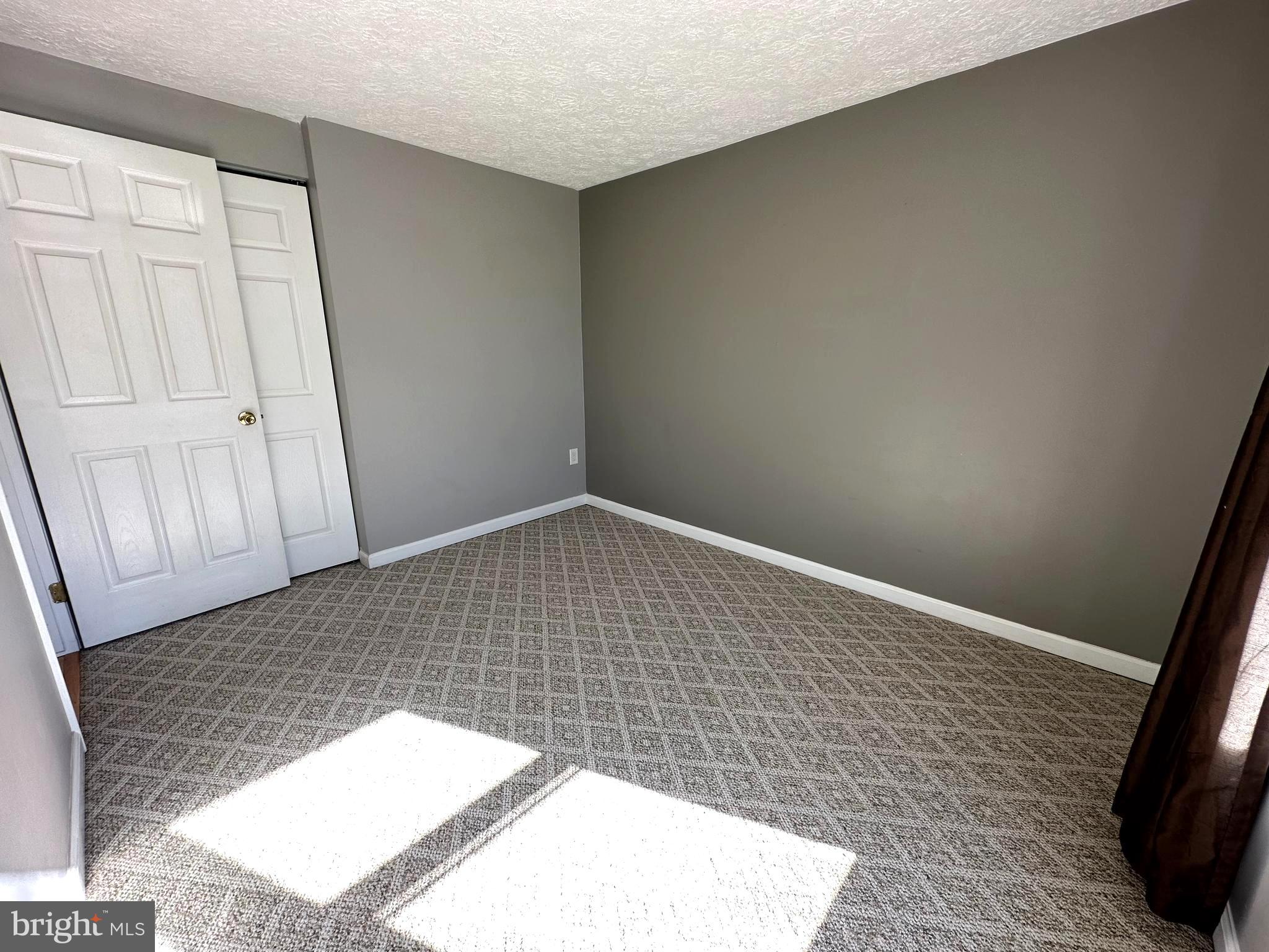 PARK OVERLOOK - Residential Lease