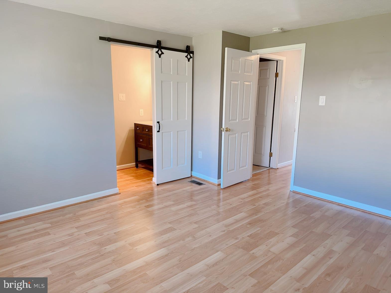 PARK OVERLOOK - Residential Lease