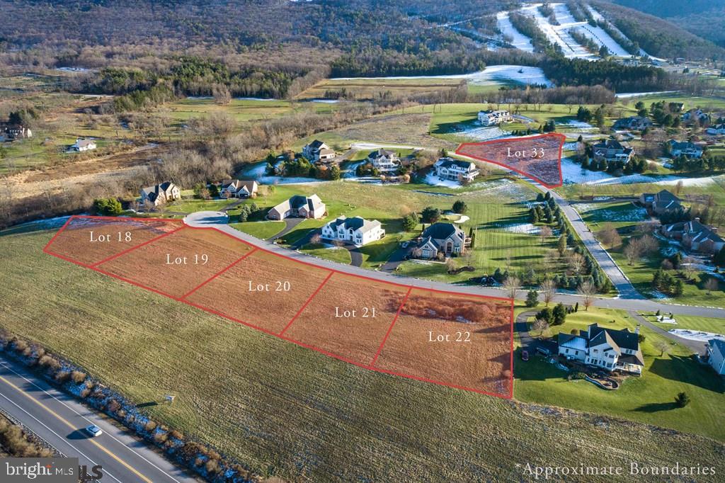 LAUREL HILLS - Land