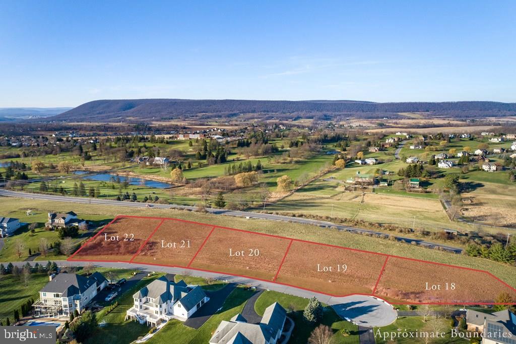LAUREL HILLS - Land