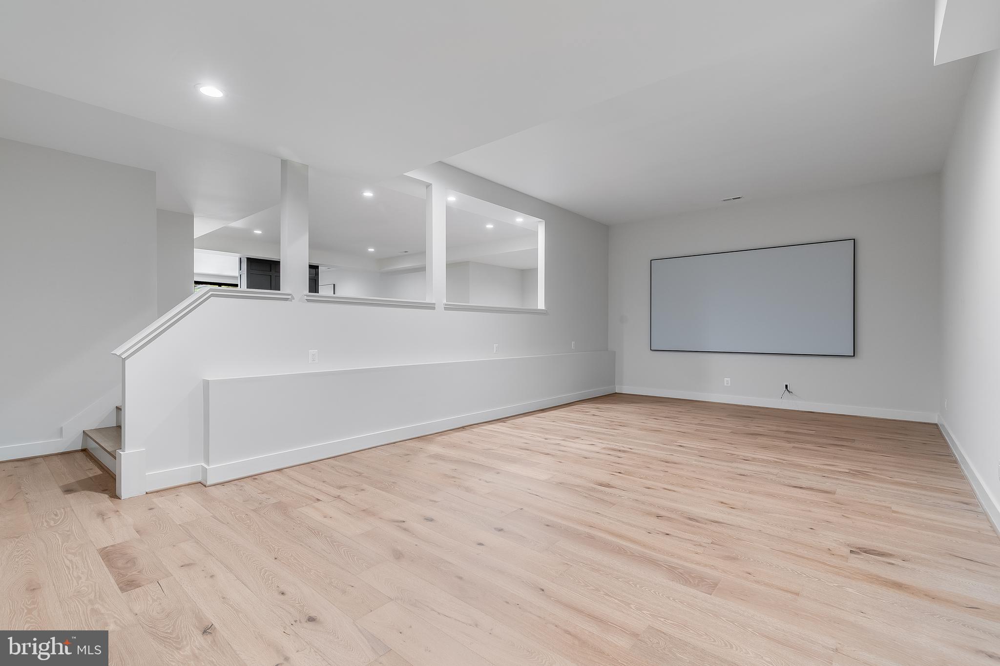 CHESTERBROOK WOODS - Residential