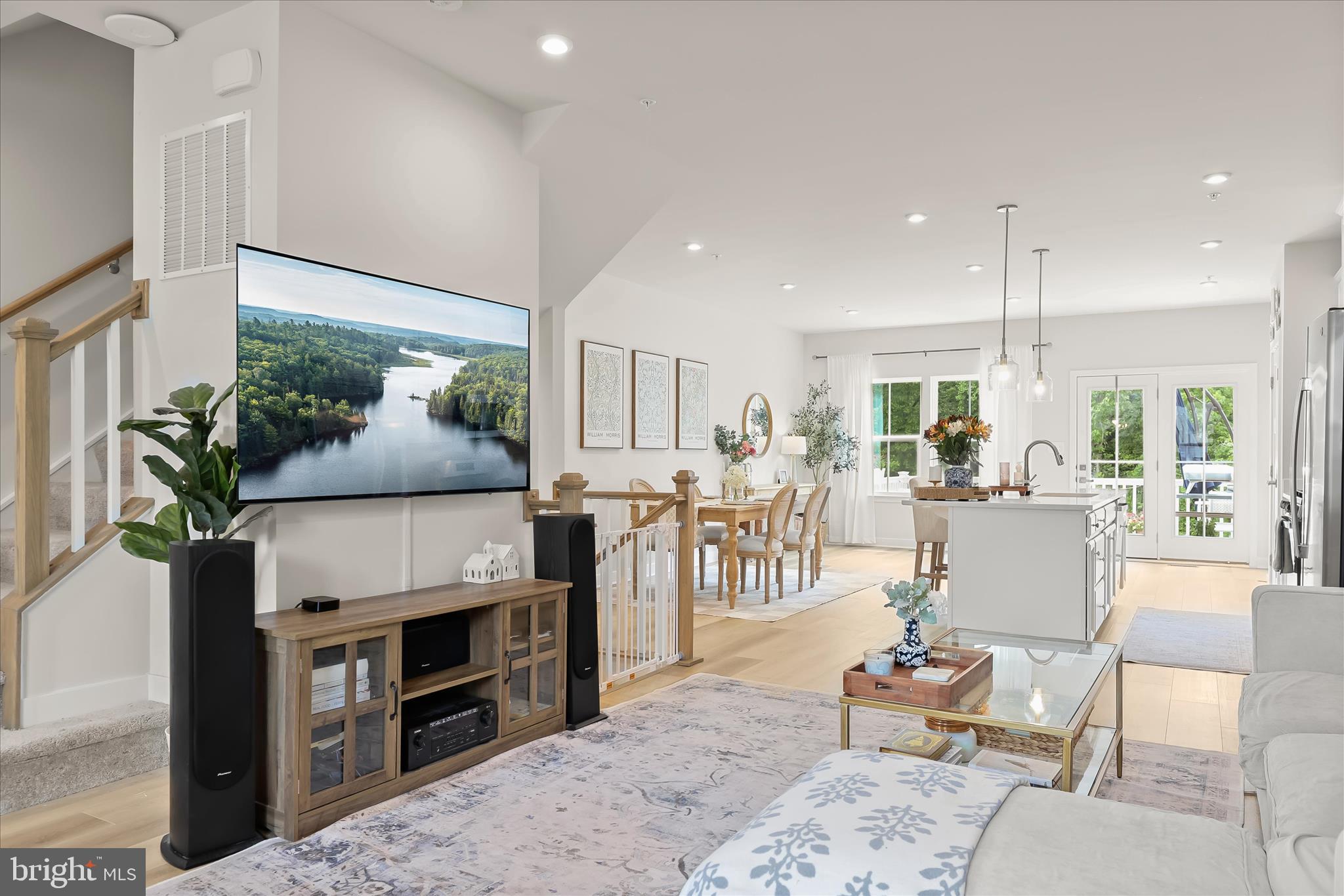 JAMES RUN TOWNHOMES - Residential