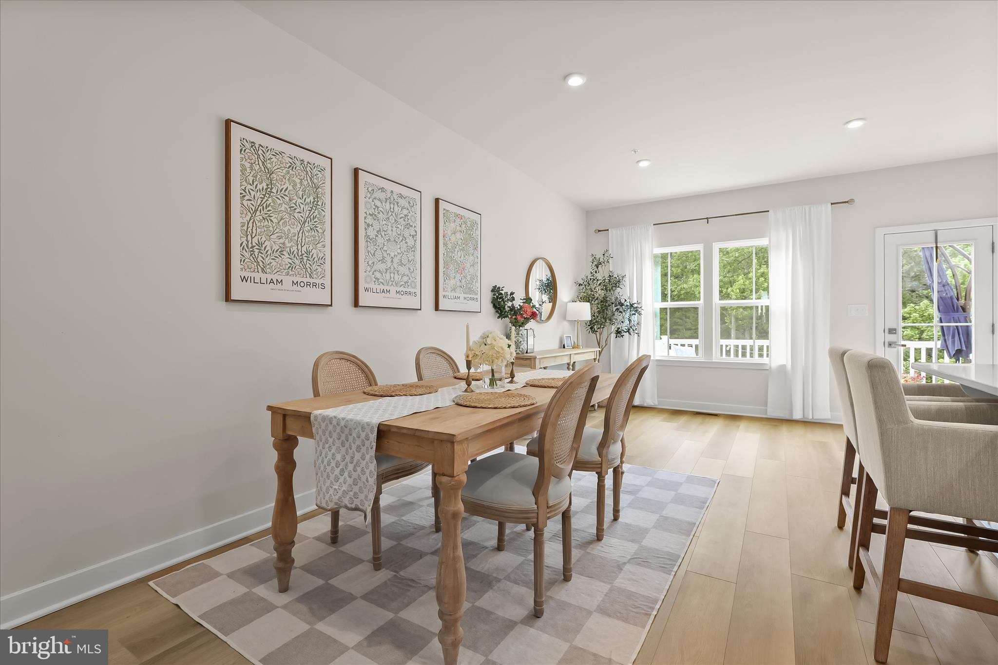 JAMES RUN TOWNHOMES - Residential