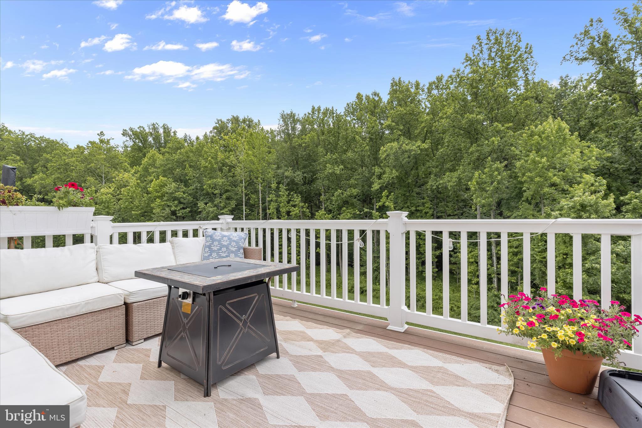 JAMES RUN TOWNHOMES - Residential