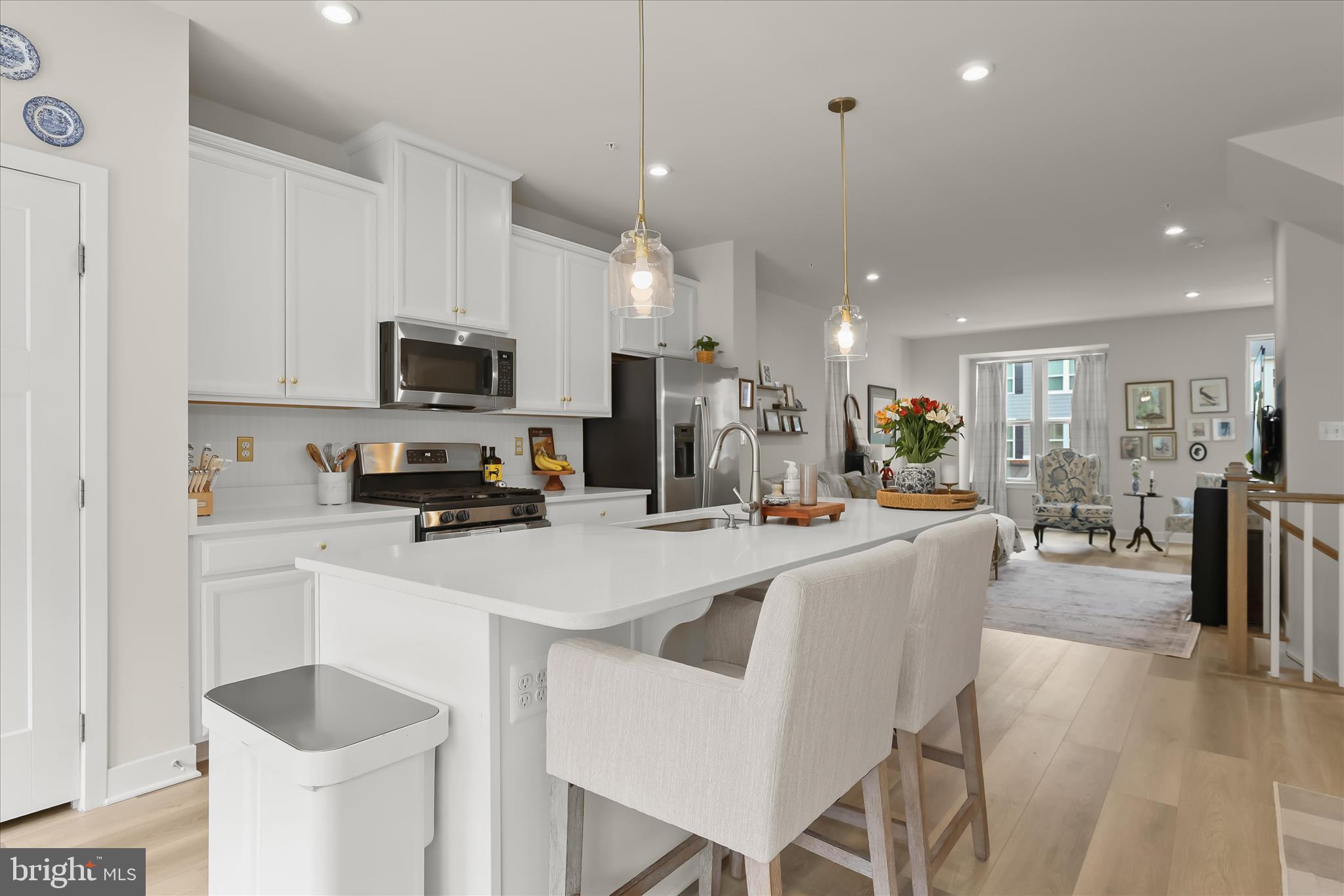 JAMES RUN TOWNHOMES - Residential