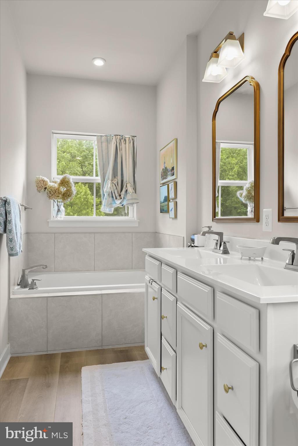 JAMES RUN TOWNHOMES - Residential