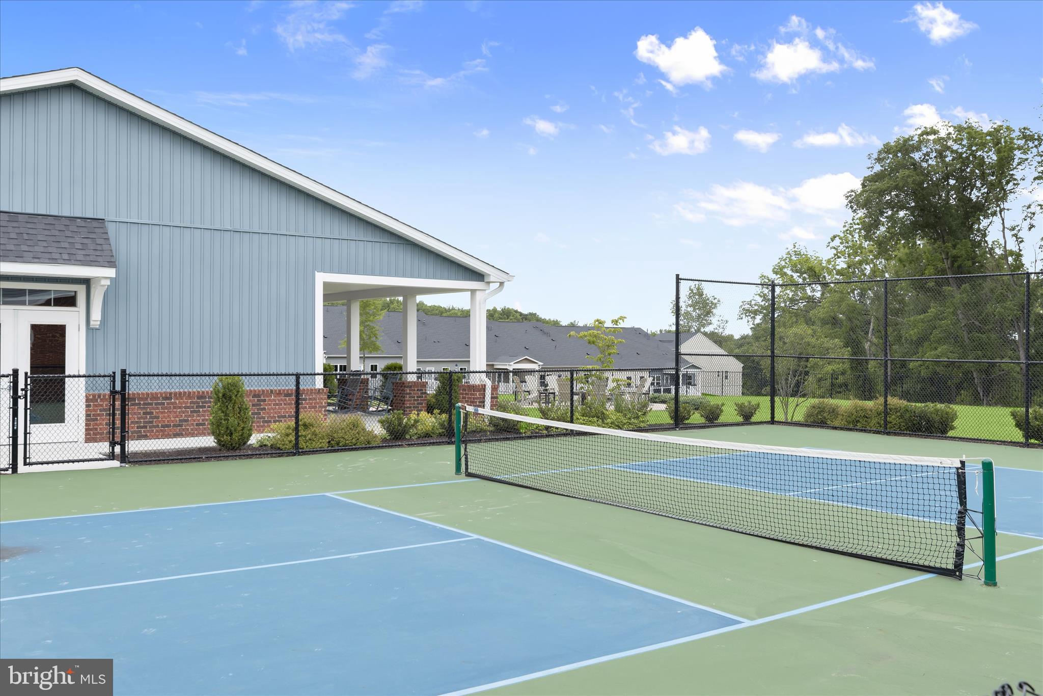 JAMES RUN TOWNHOMES - Residential