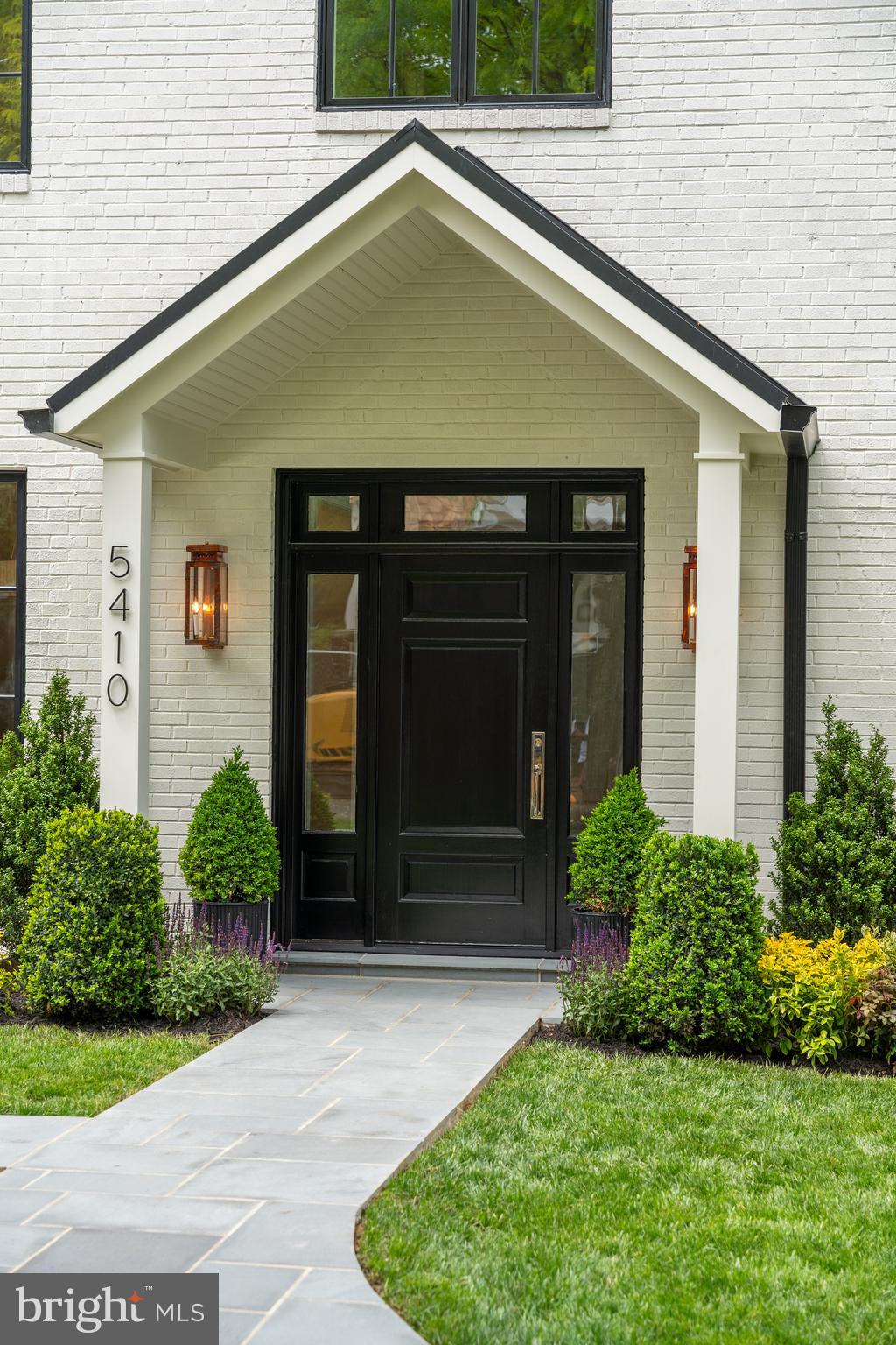 CHEVY CHASE VILLAGE - Residential