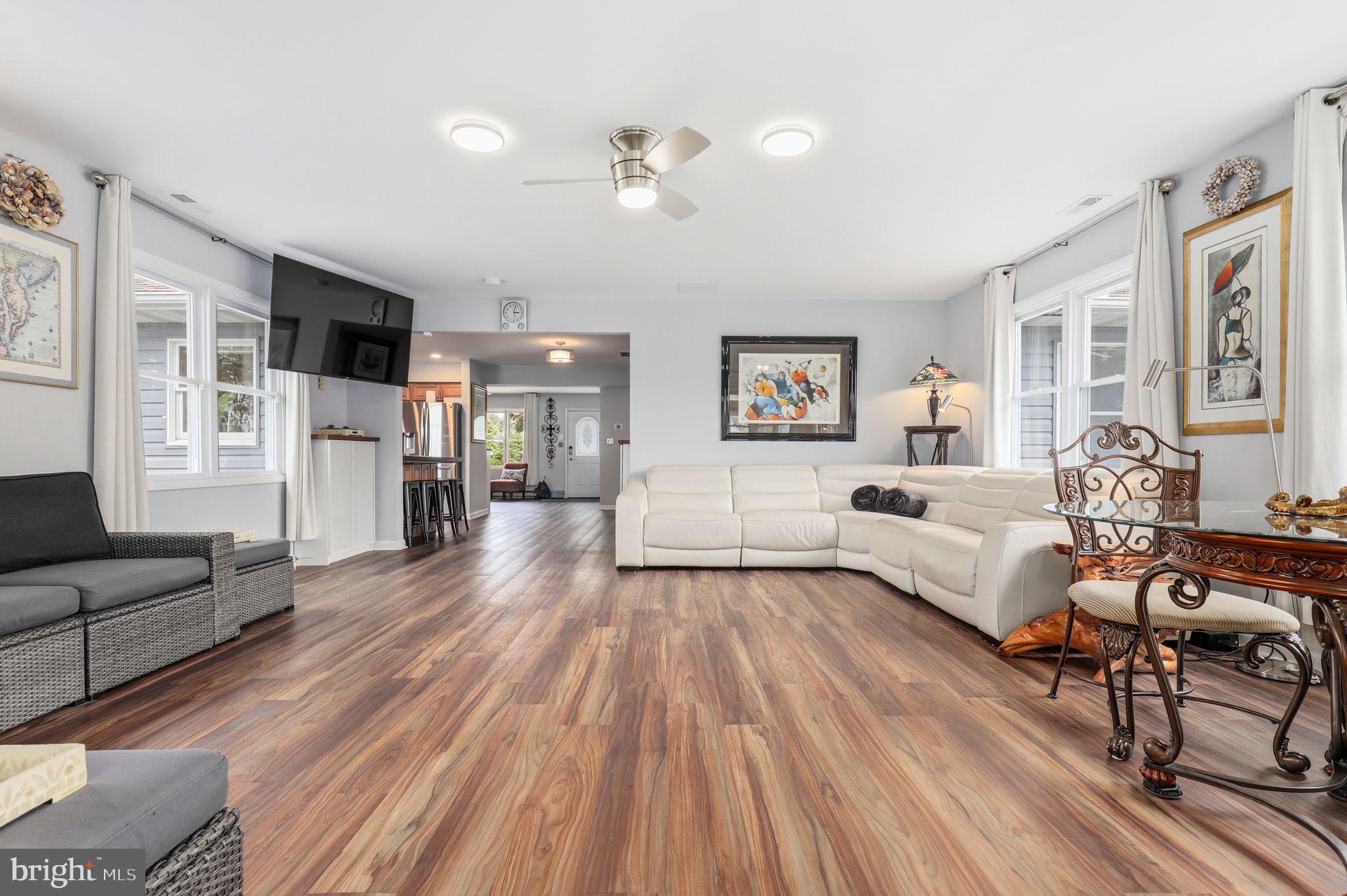 BAY CITY - Residential