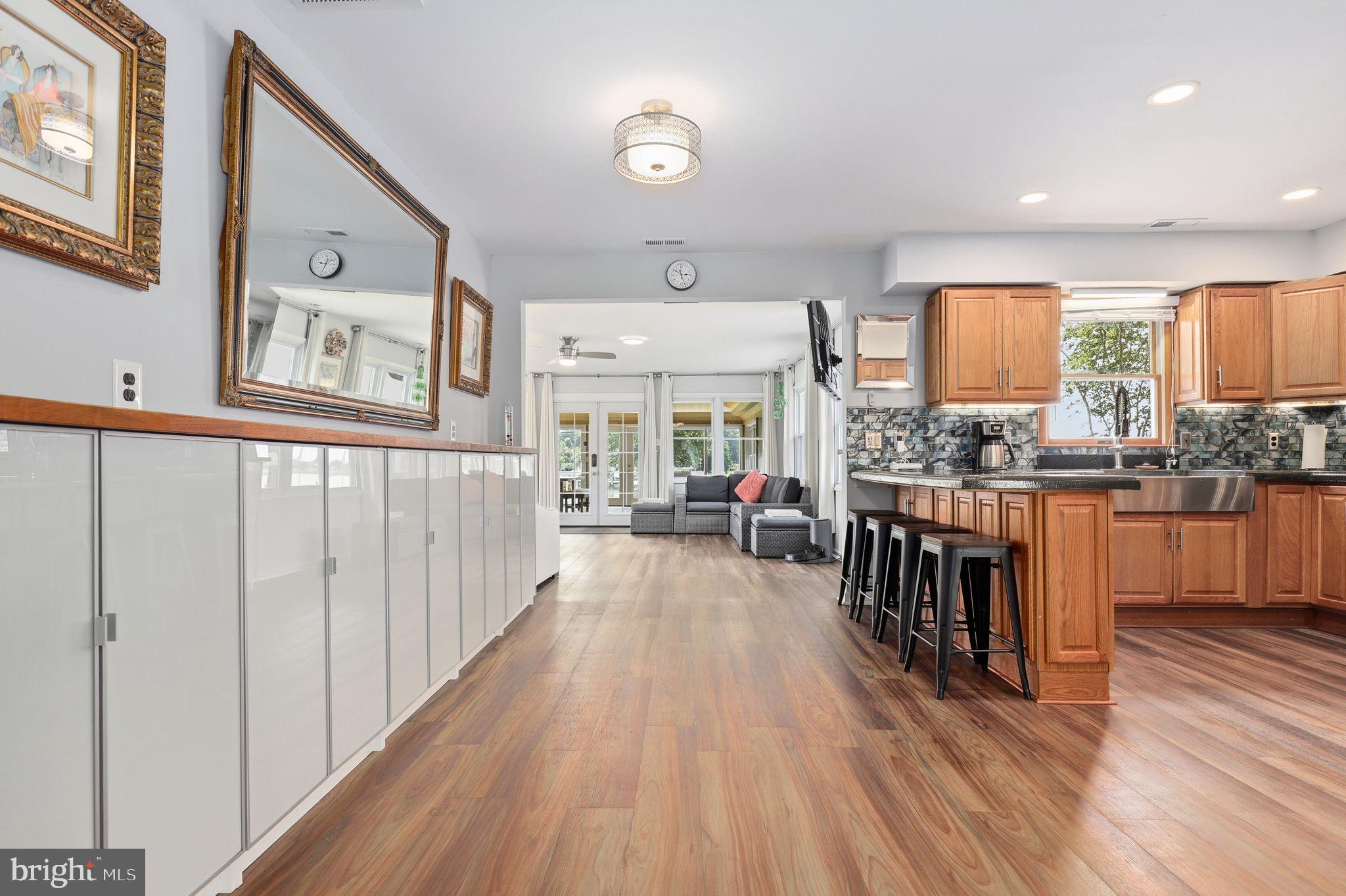 BAY CITY - Residential