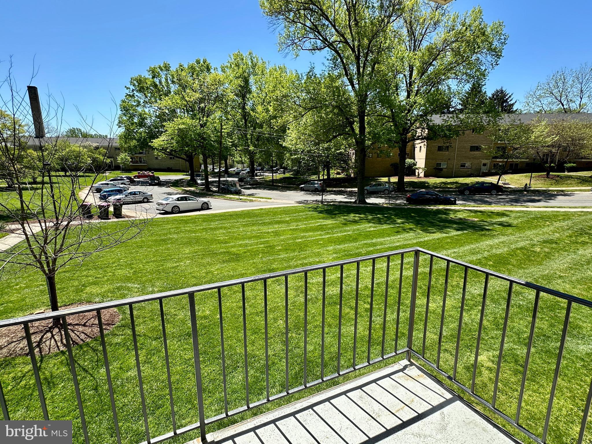PARKSIDE CONDOMINIUMS - Residential Lease