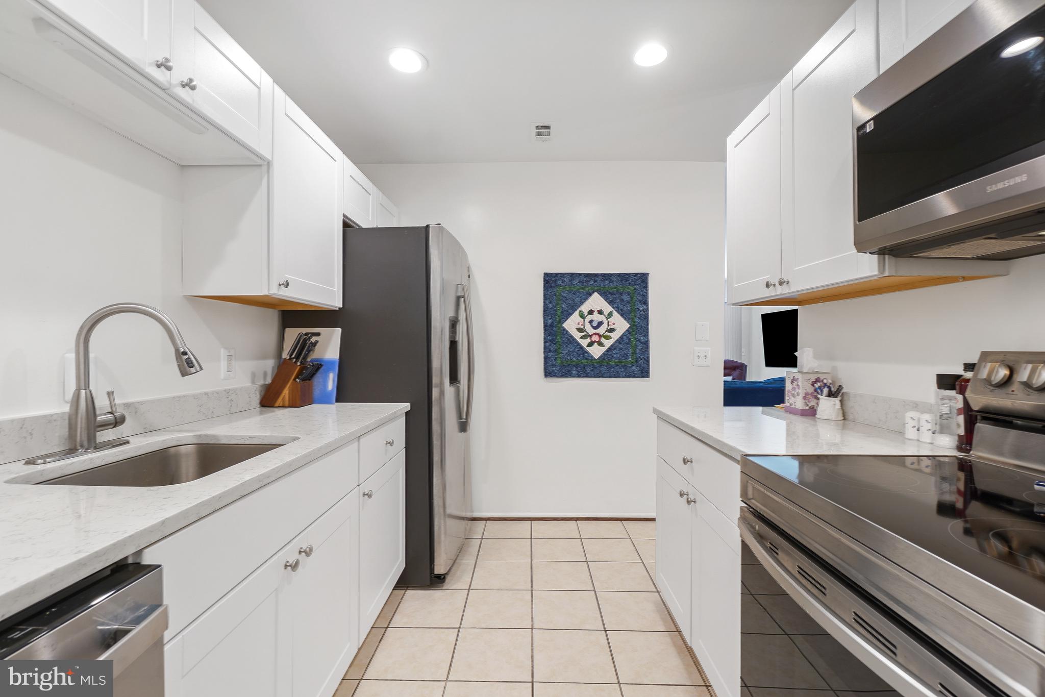 ROSSMOOR MUTUAL #12 - Residential