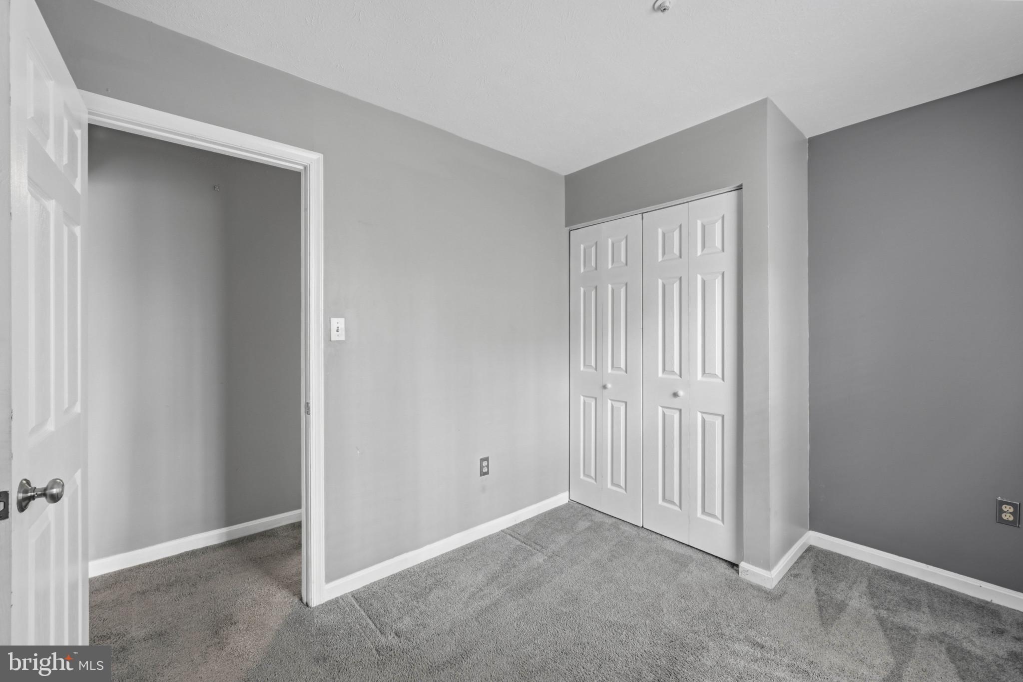 LAUREL GLEN - Residential