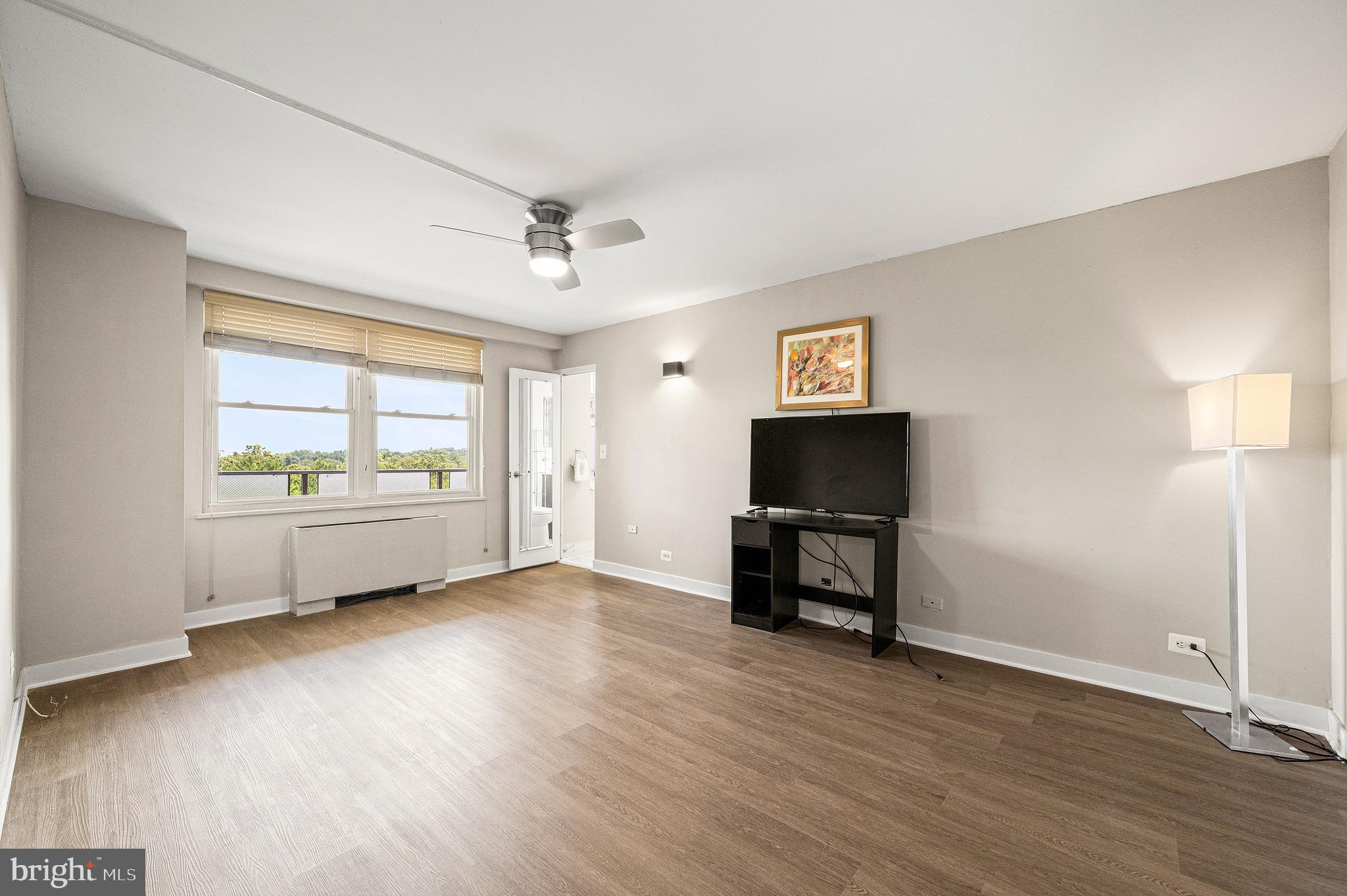 OAK HILL - Residential