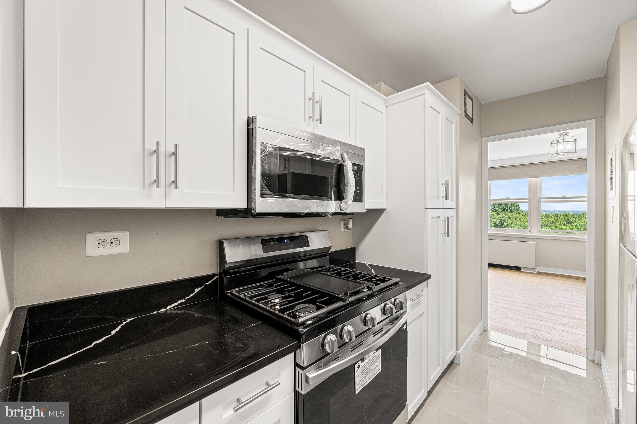 OAK HILL - Residential
