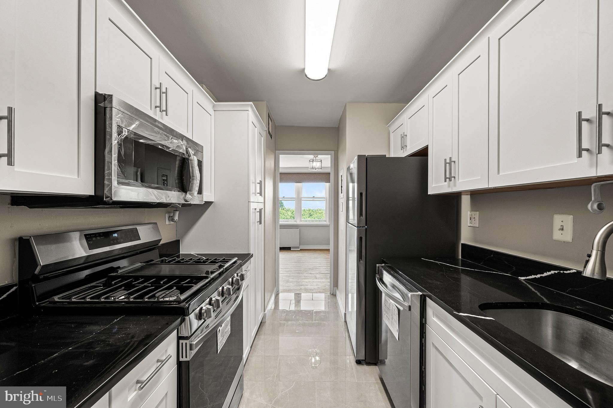 OAK HILL - Residential