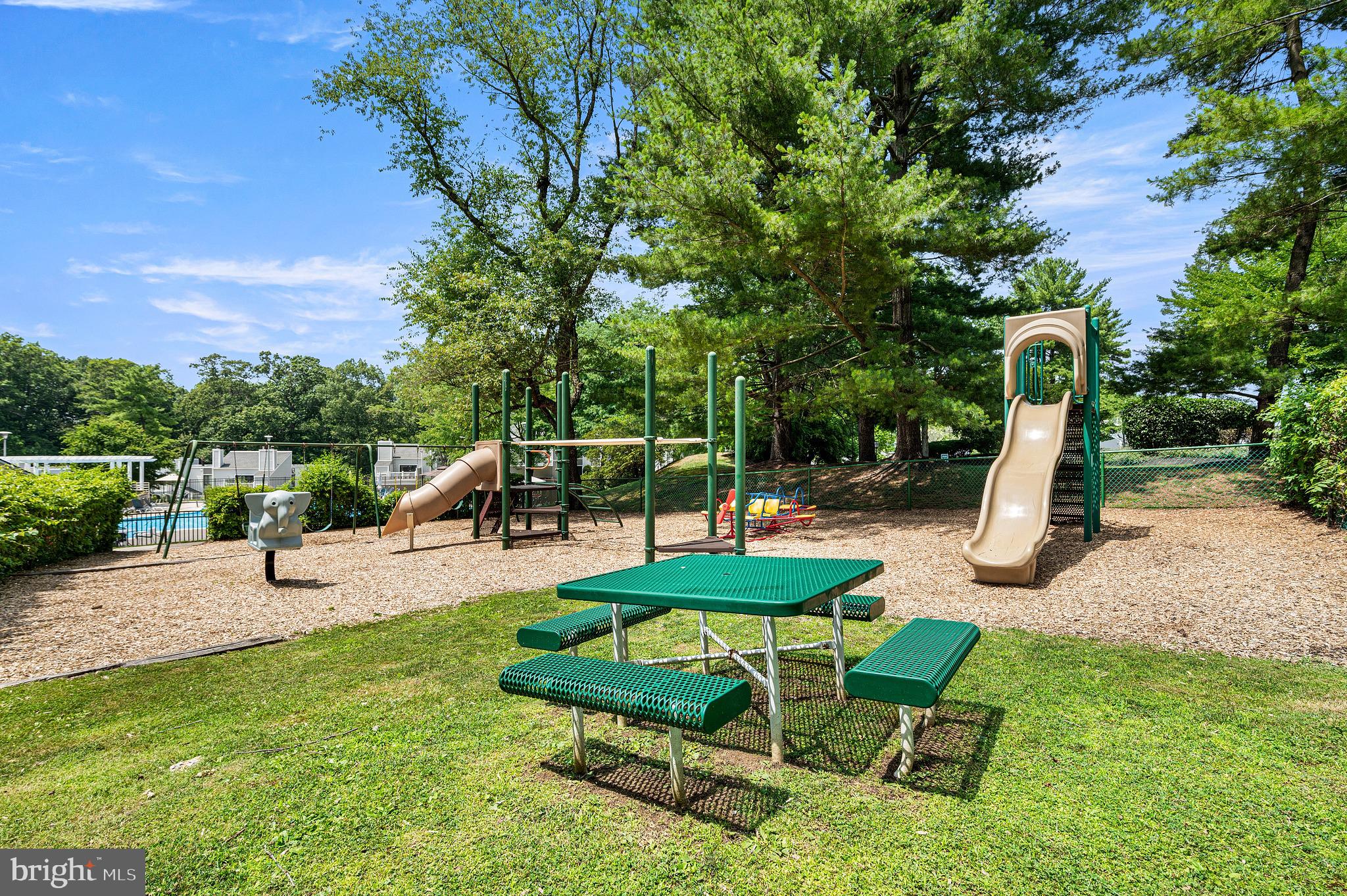 OAK HILL - Residential