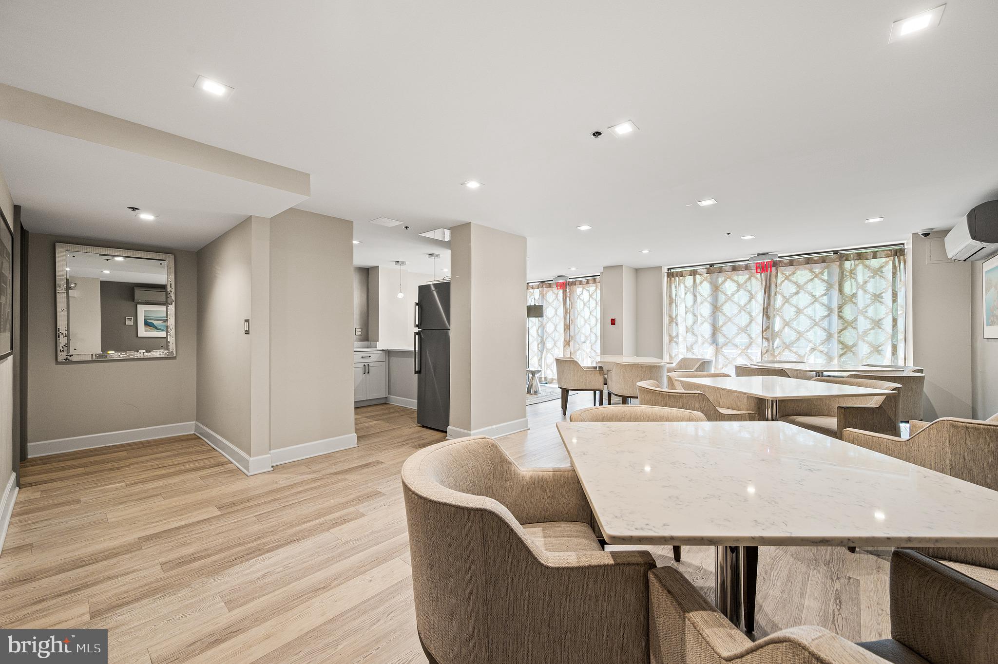 OAK HILL - Residential