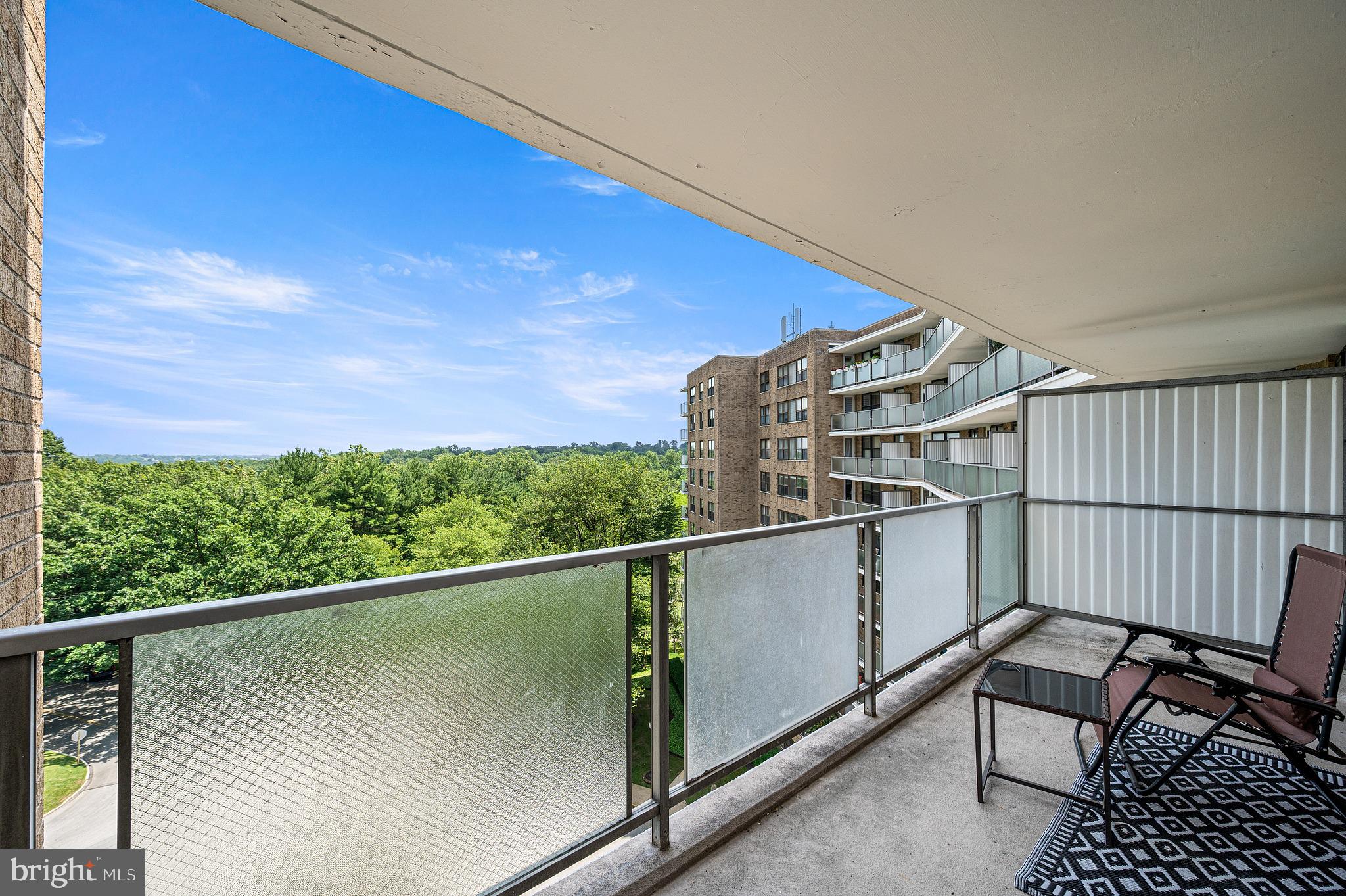 OAK HILL - Residential