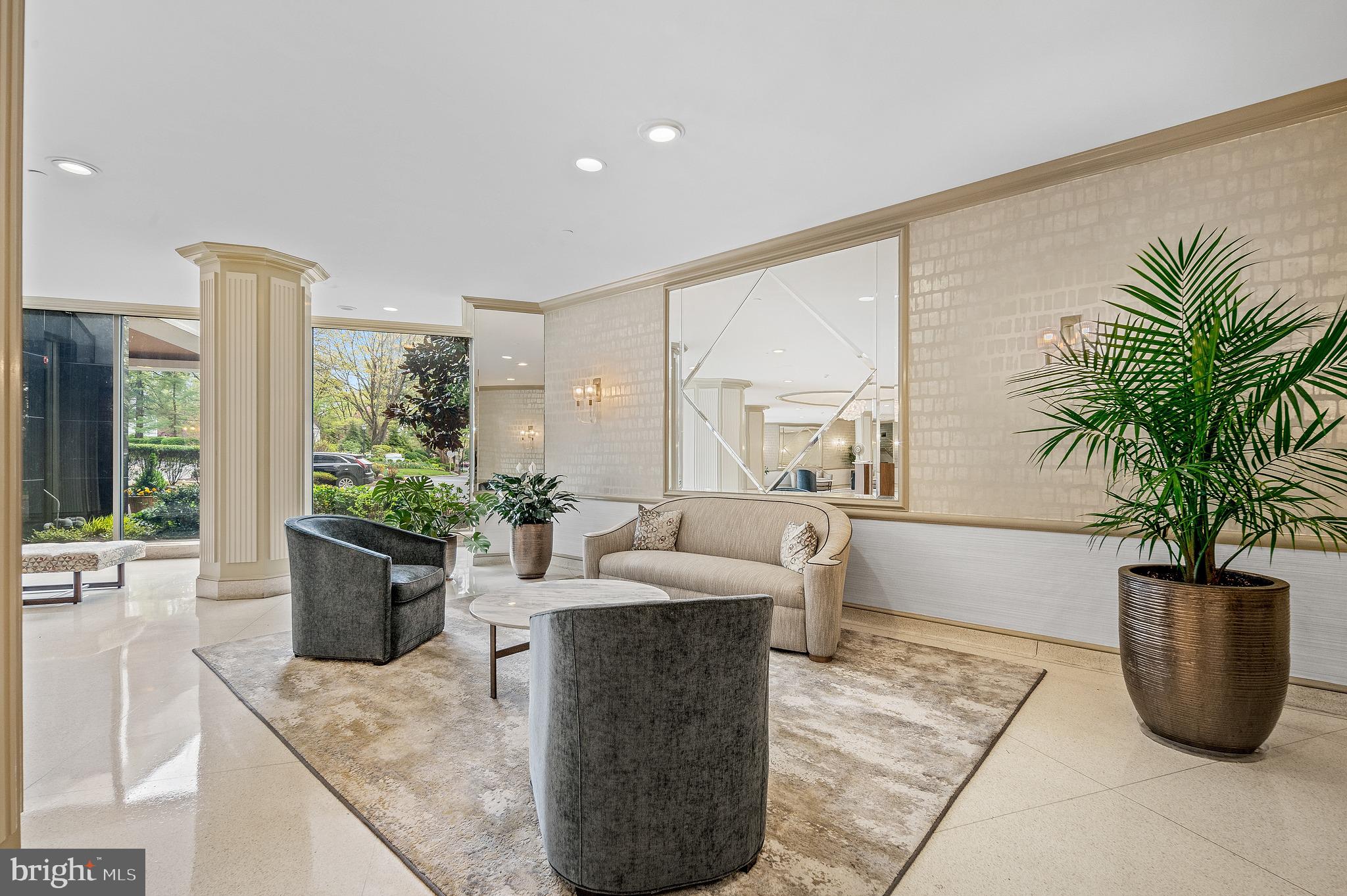 OAK HILL - Residential