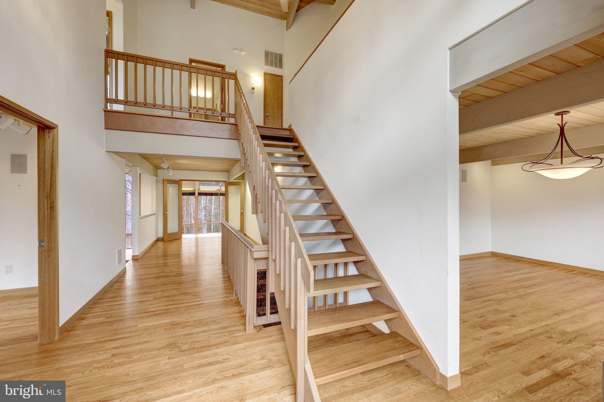 WOODSIDE ESTATES - Residential