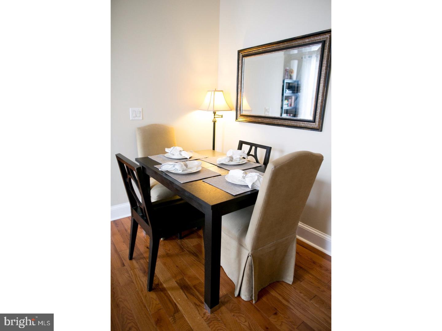 FAIRMOUNT - Residential