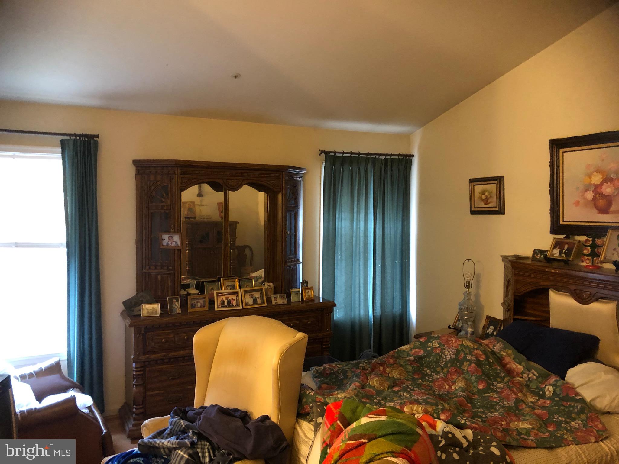 BELLE MANOR - Residential