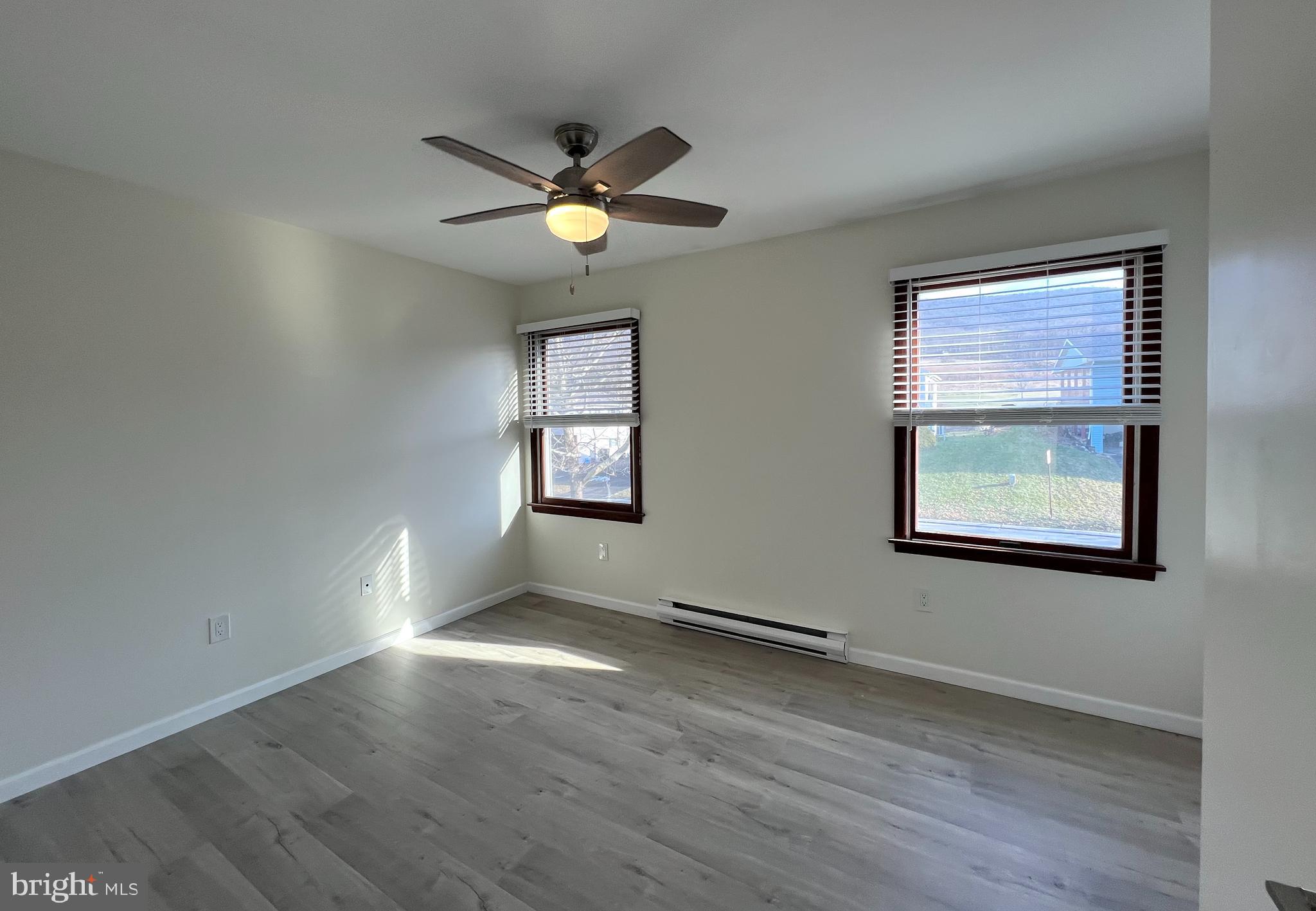 LEMONT - Residential