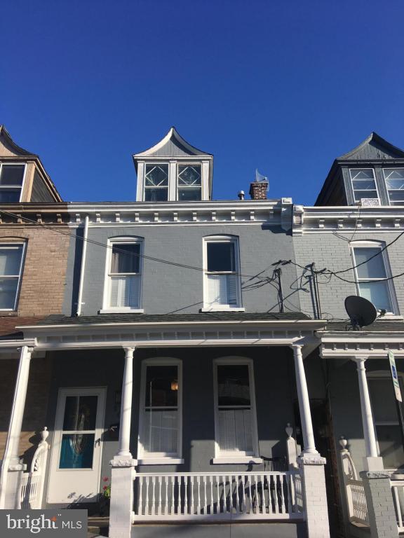 Very well updated city rowhome, new kitchen and bath, large backyard with custom deck. Central Air.