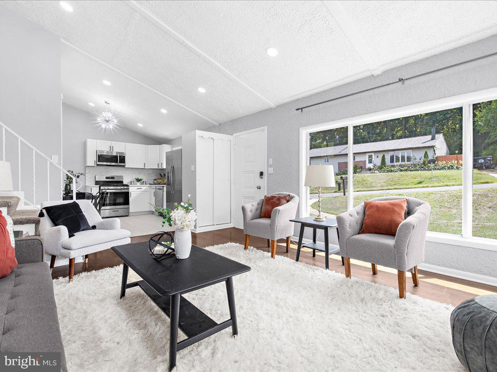 CAPITAL HILL HOMES - Residential