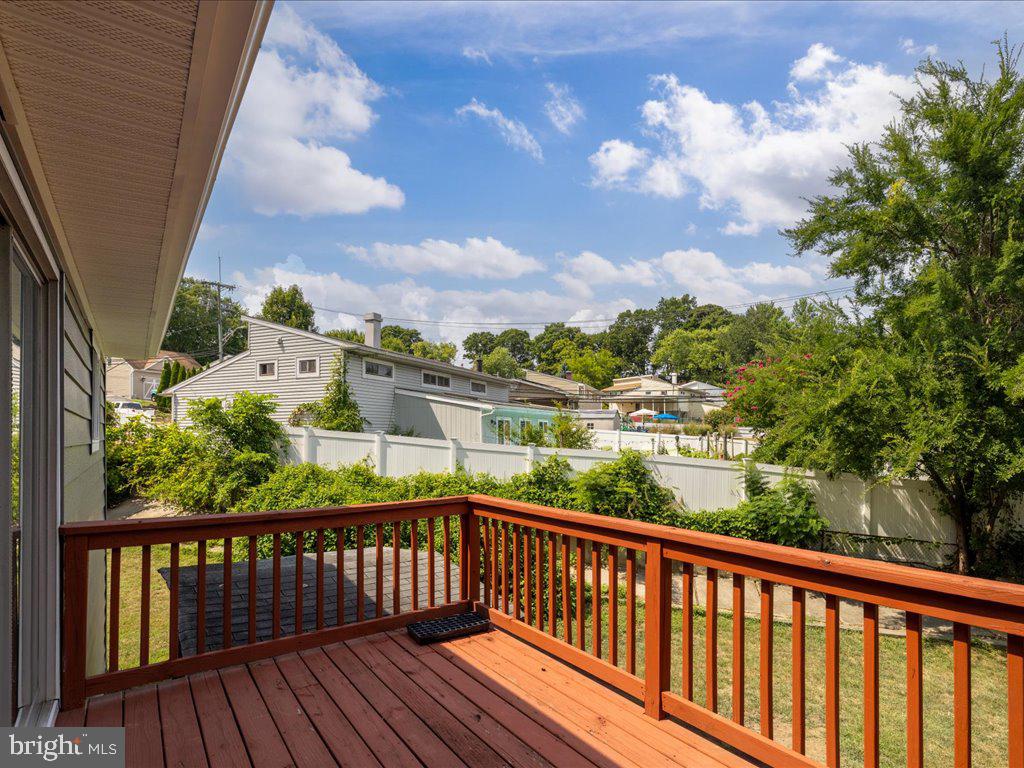 CAPITAL HILL HOMES - Residential