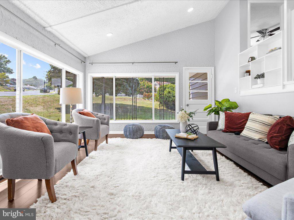 CAPITAL HILL HOMES - Residential