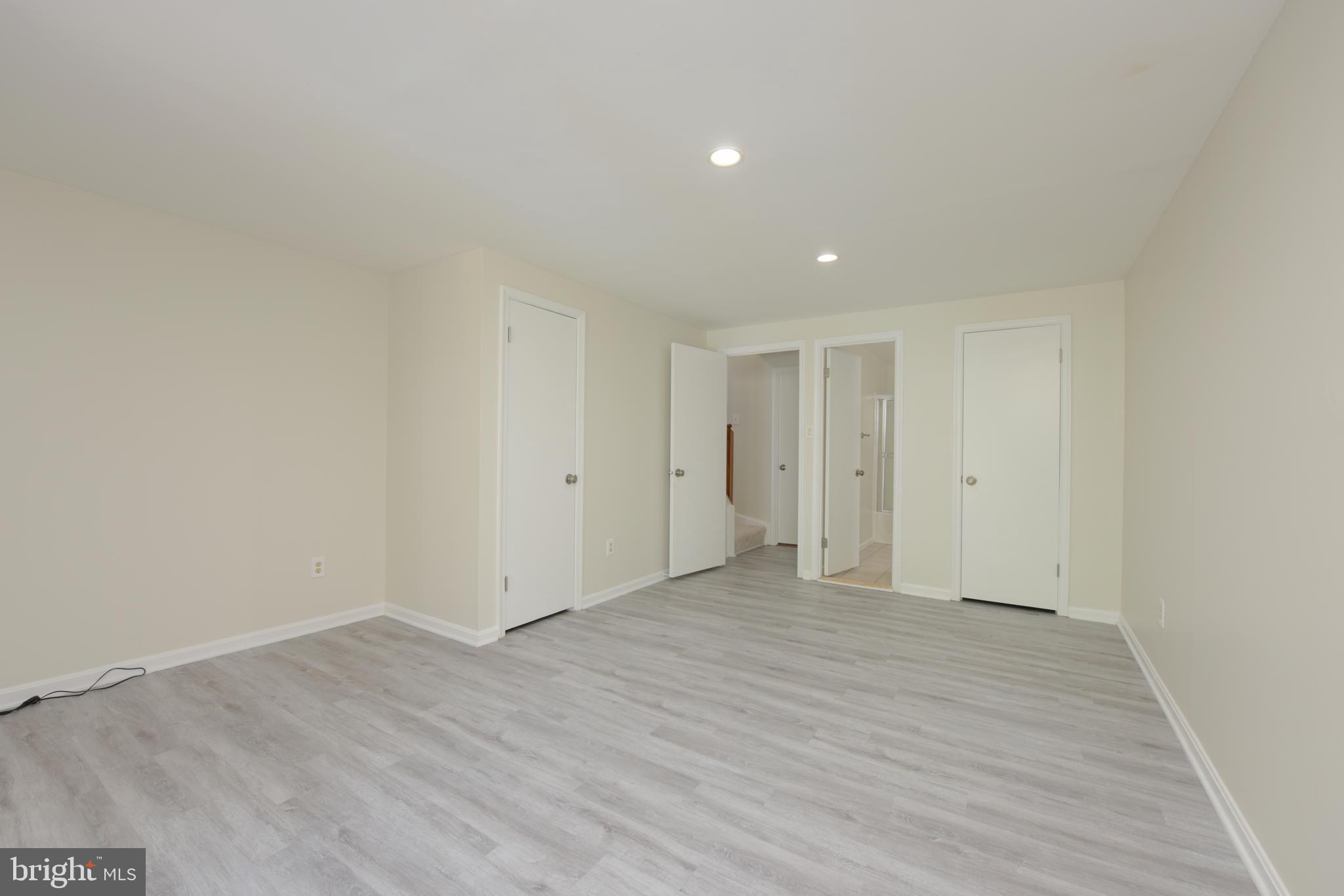 WHISPERHILL - Residential Lease