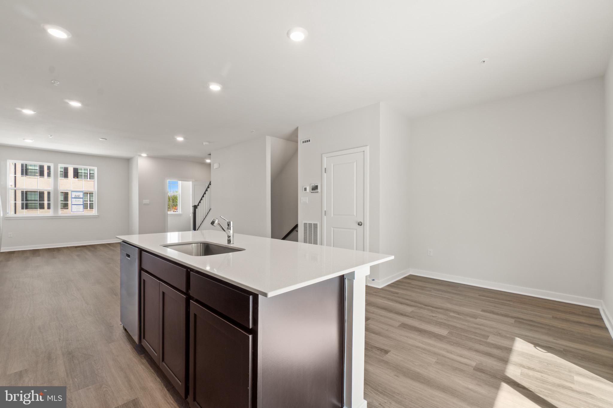 MAGNOLIA LANDING - Residential