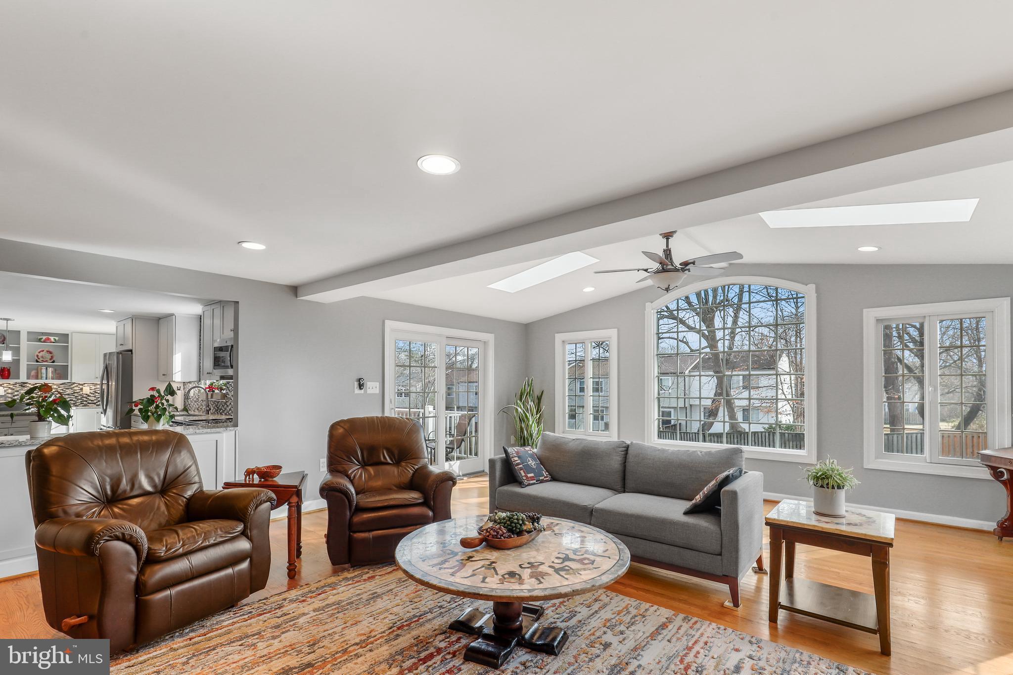 EDGELEA WOODS - Residential