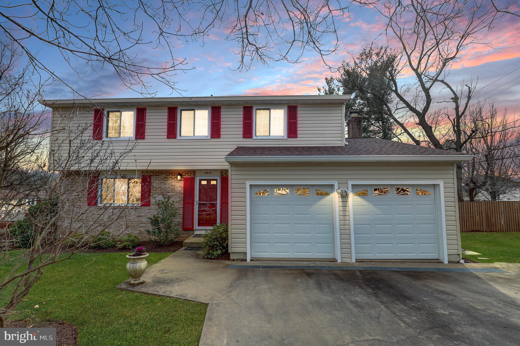 EDGELEA WOODS - Residential