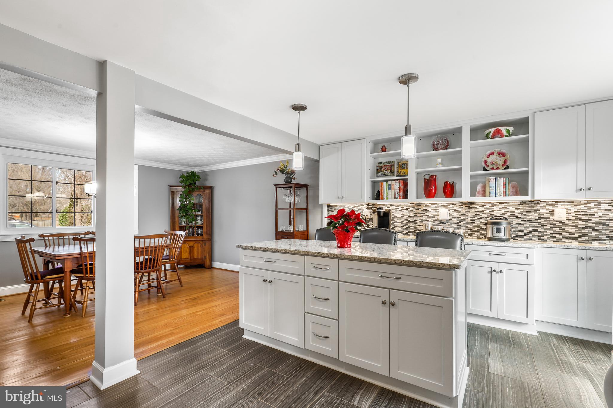 EDGELEA WOODS - Residential