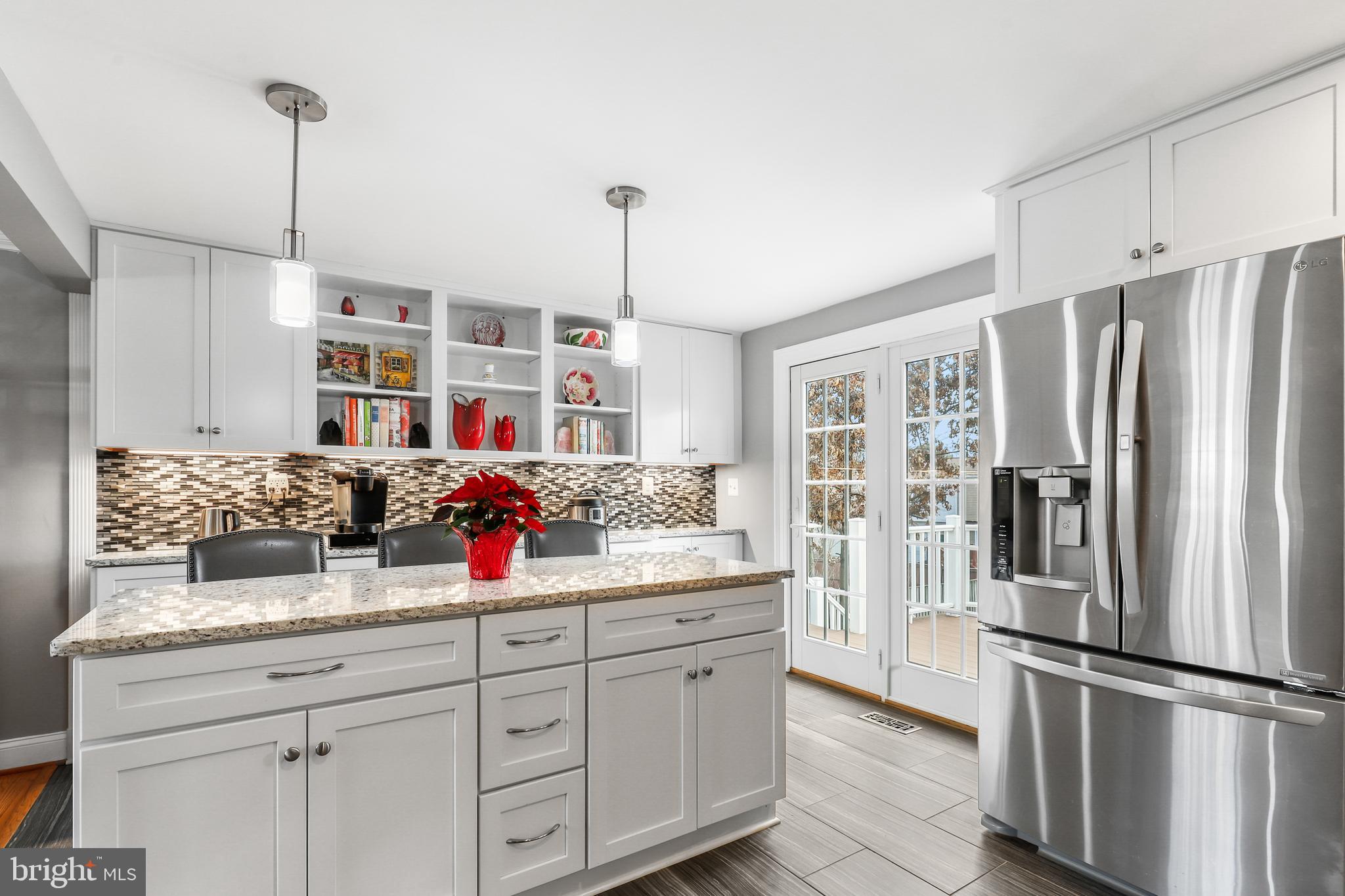 EDGELEA WOODS - Residential