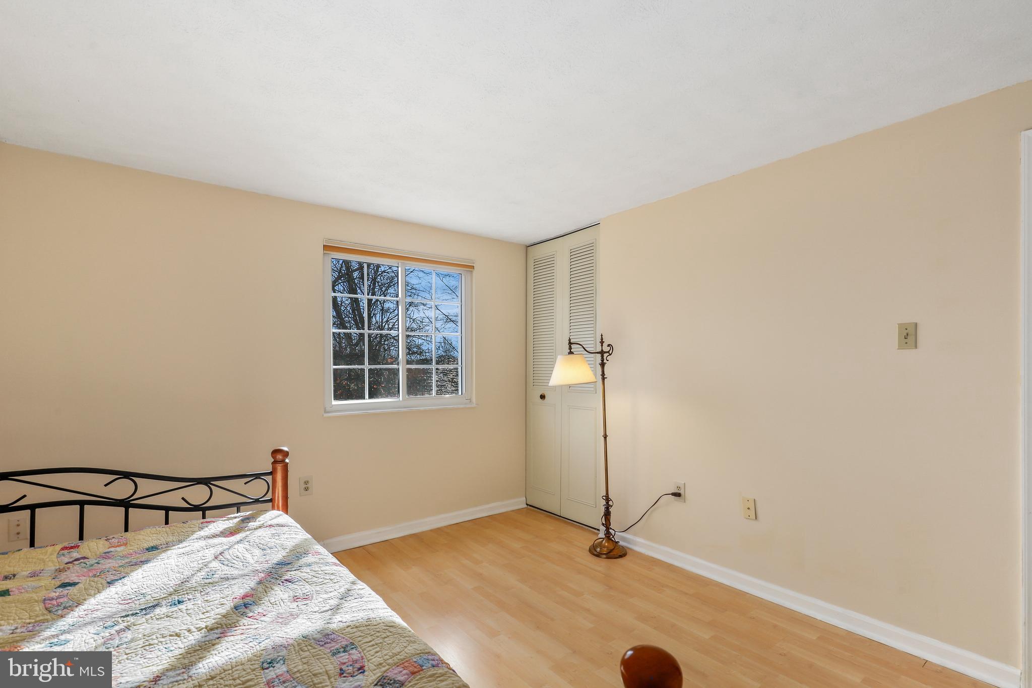 EDGELEA WOODS - Residential