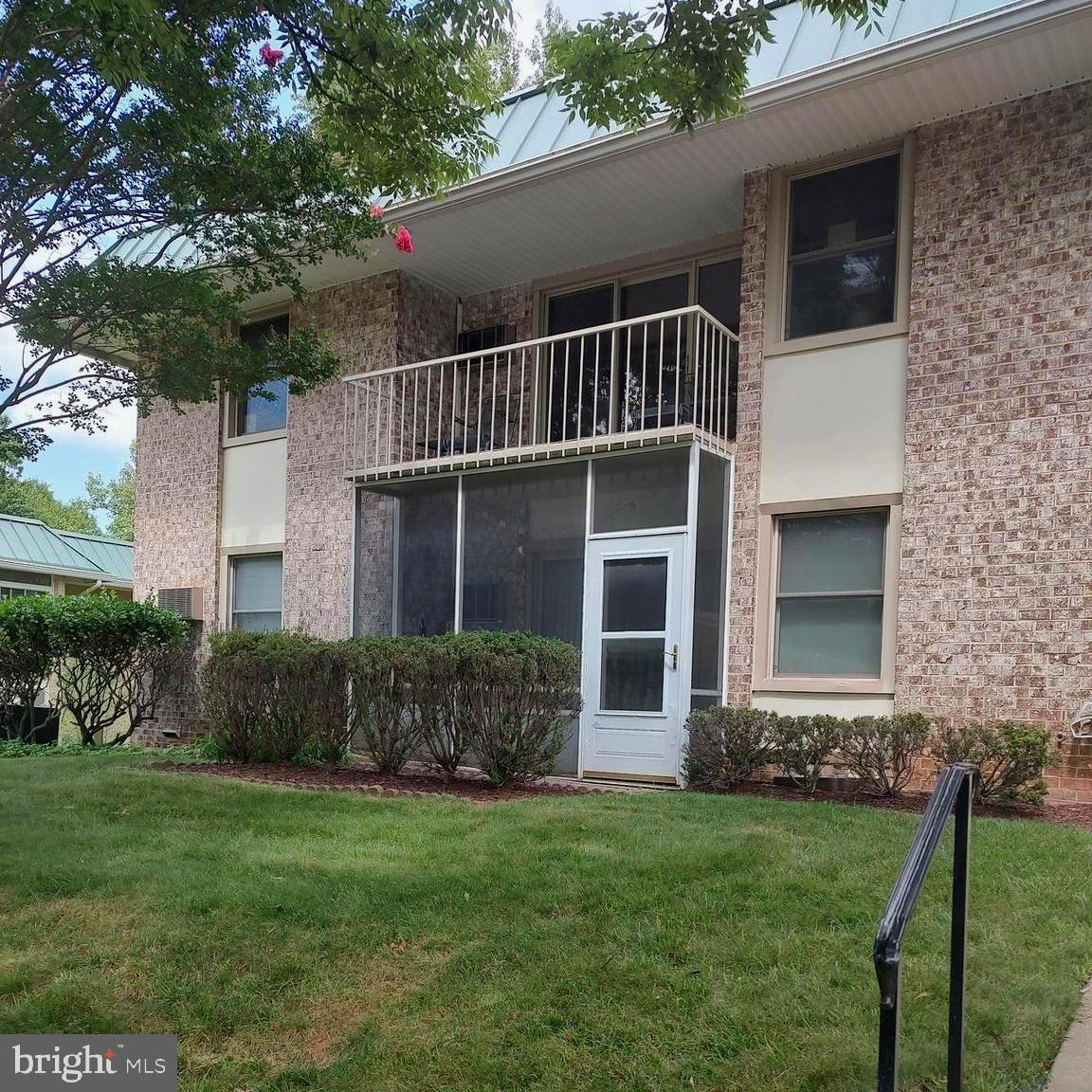 Relax in this QUIET CORNER 1 BR 1 BA Coop unit and enjoy the Leisure World lifestyle.  This lightly lived in Generous One Bedroom unit has lots of closet space, Ceramic tiled Bath,  Wood Laminate flooring in Kitchen and Separate Dining Room.  The Spacious Living Room opens to a  Balcony with a treed view.  Leisure World is Easy living where  the  Monthly fee covers all Utilities including Cable and Internet,  Taxes, Maintenance of appliances and systems, plus all that Leisure World has to offer -- indoor and outdoor Pools, Fitness Center, Library,  Restaurants, Art Studios, Clubs and Organizations for every interest, Wood Shop, Security, Professional Management....and so much more.  Be sure to take a tour of all the community facilities.