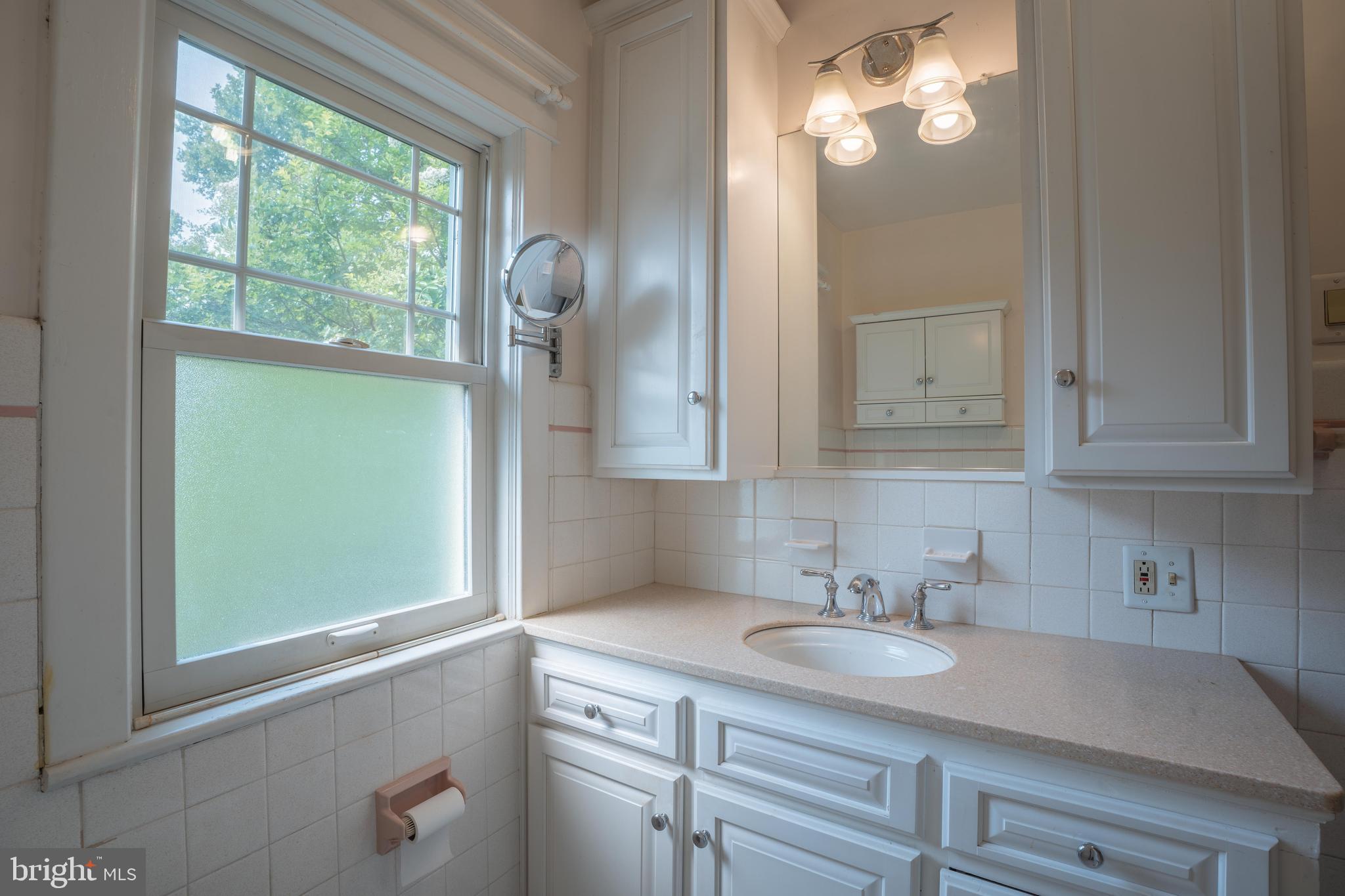 WASHINGTON HGTS - Residential
