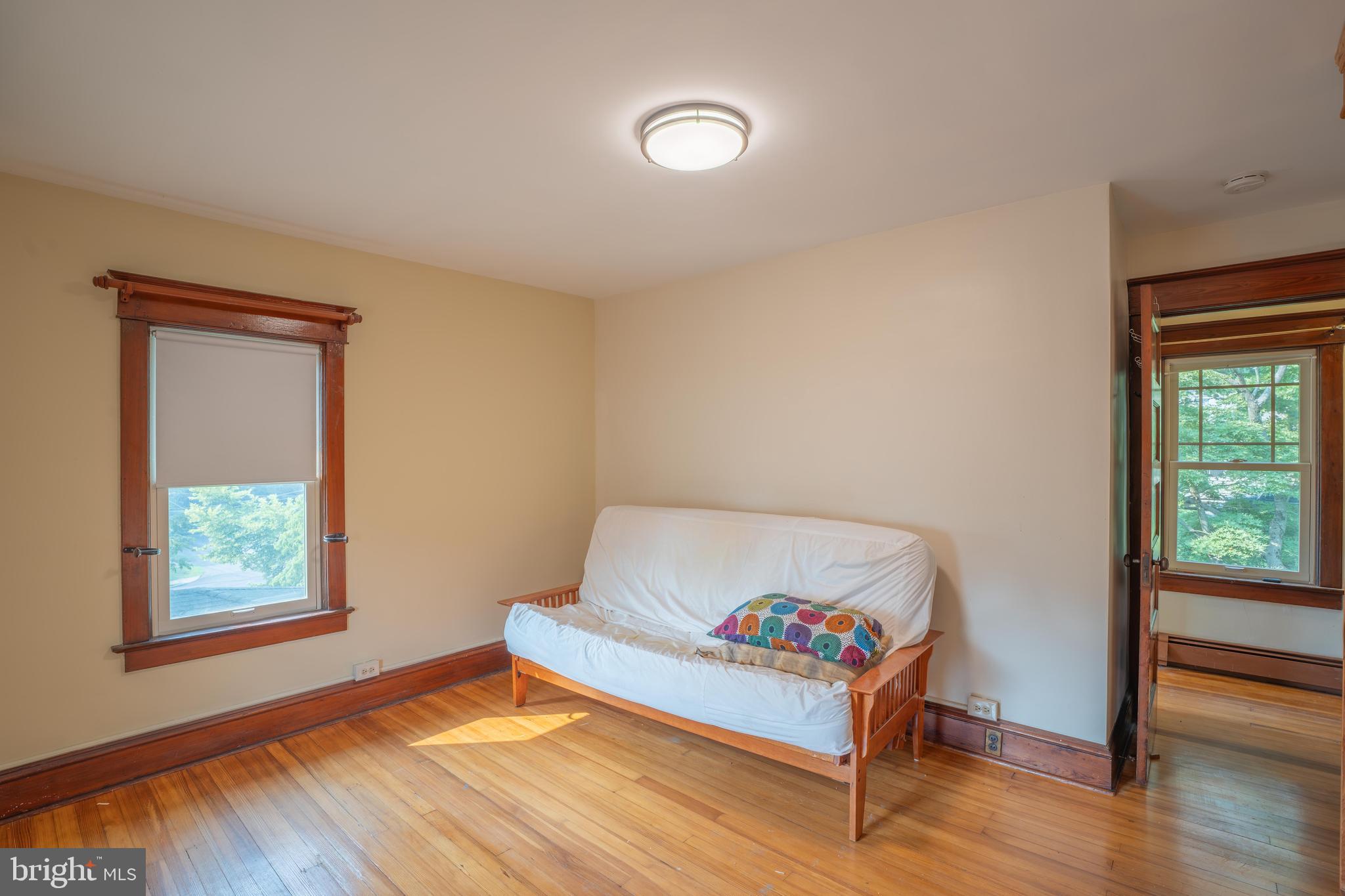 WASHINGTON HGTS - Residential