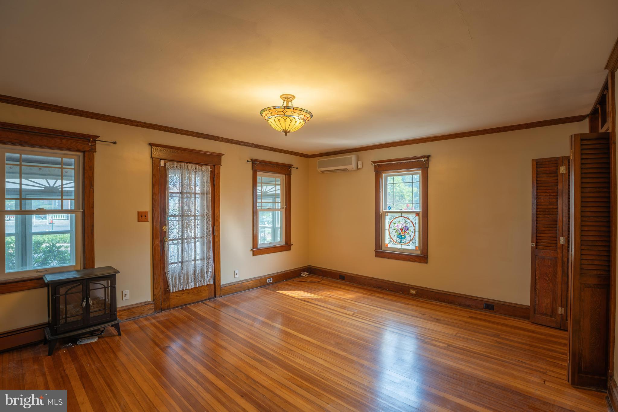 WASHINGTON HGTS - Residential