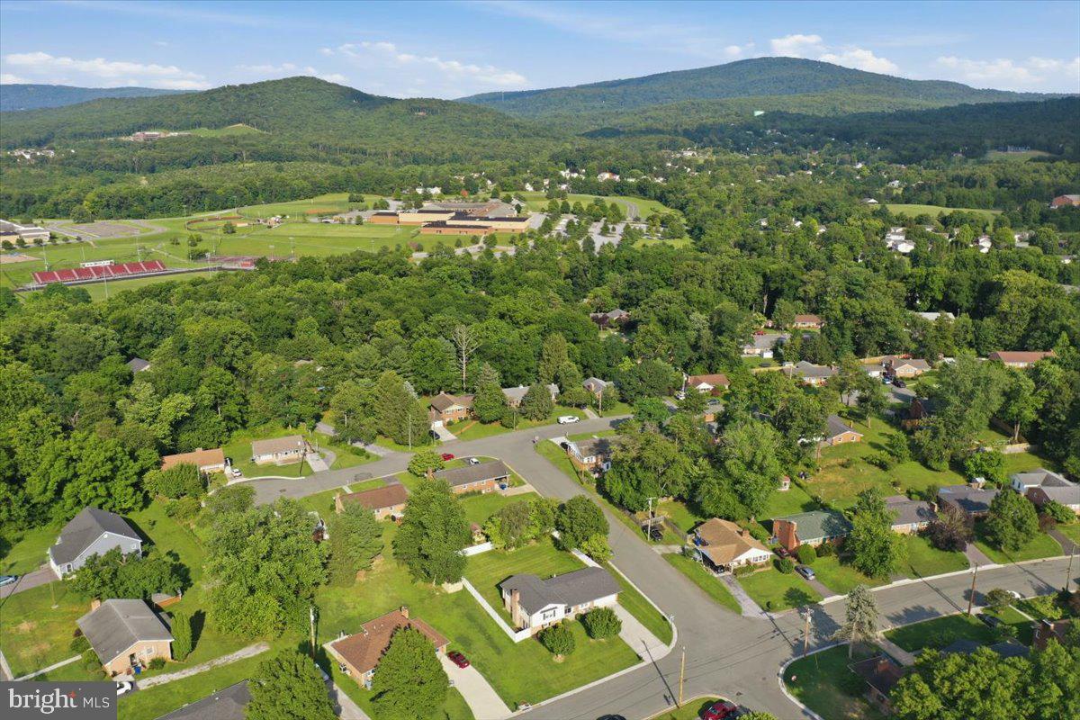 WOODLAND PARK - Residential