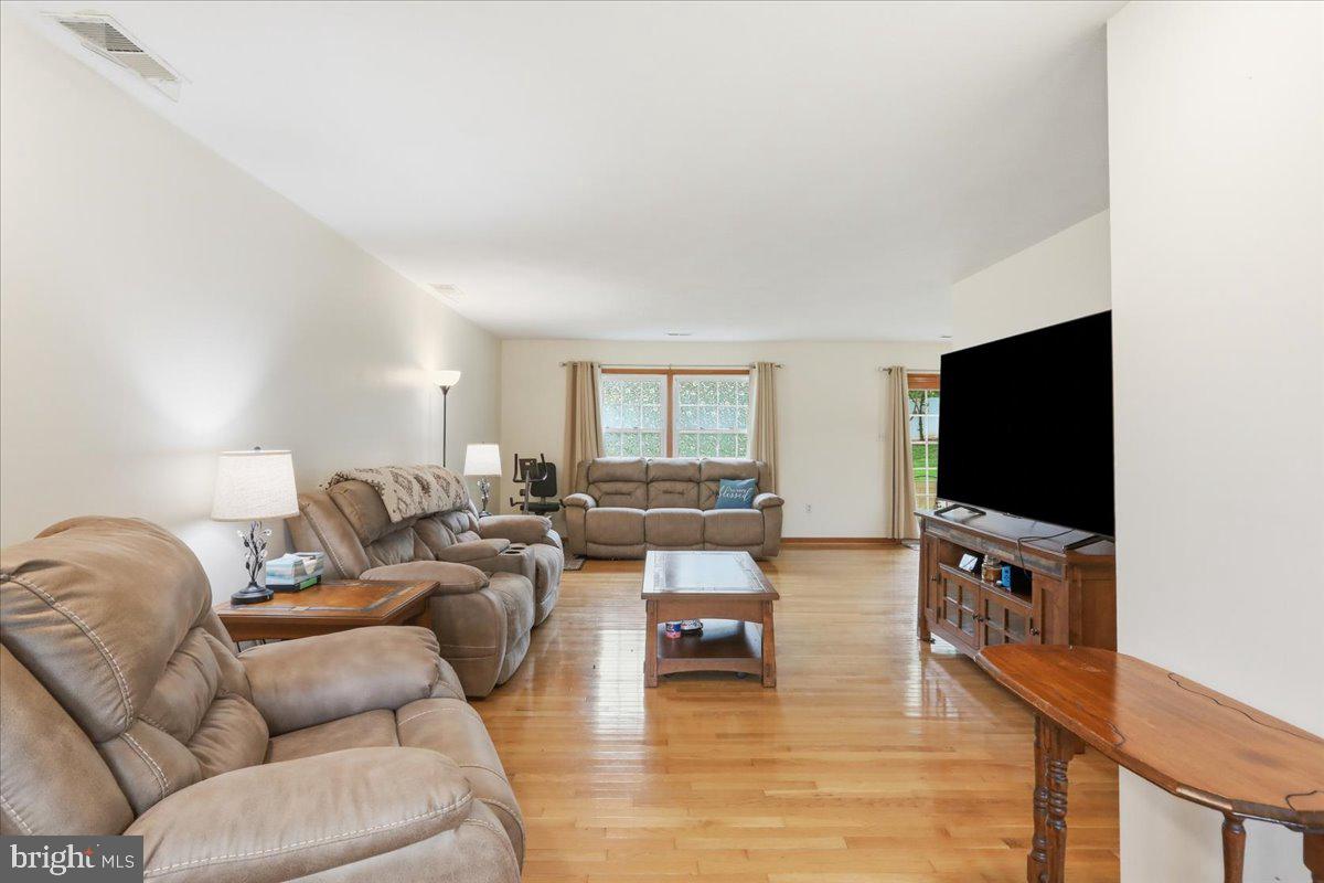 WOODLAND PARK - Residential