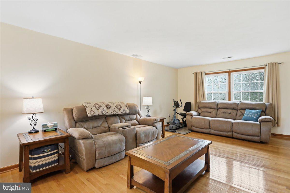 WOODLAND PARK - Residential