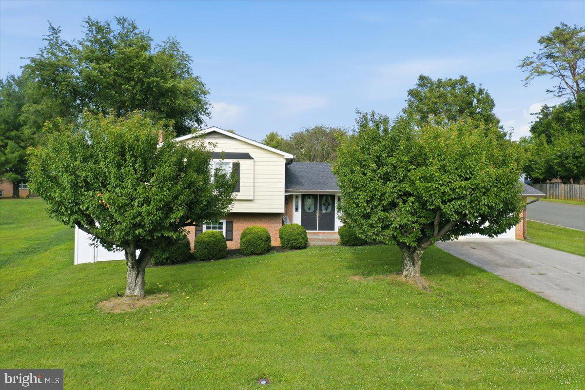 WOODLAND PARK - Residential